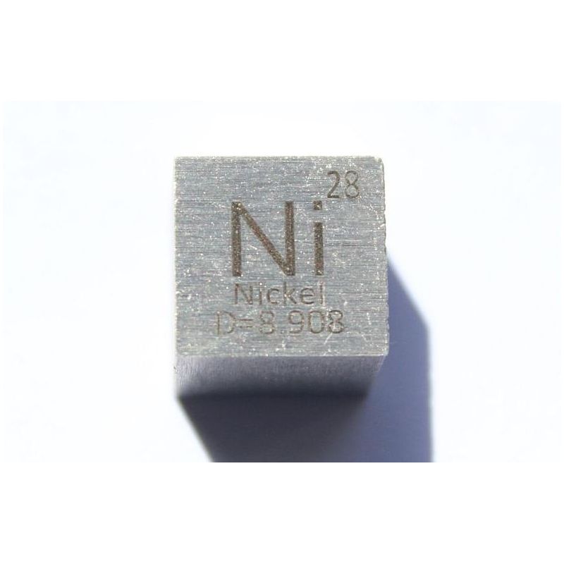 Kovová kostka niklu 10x10mm leštěná kostka o čistotě 99,6 %